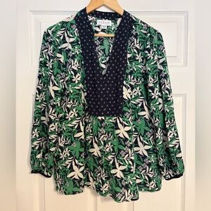 Velvet by Graham & Spencer Sterling blouse with green,navy,cream floral print M
